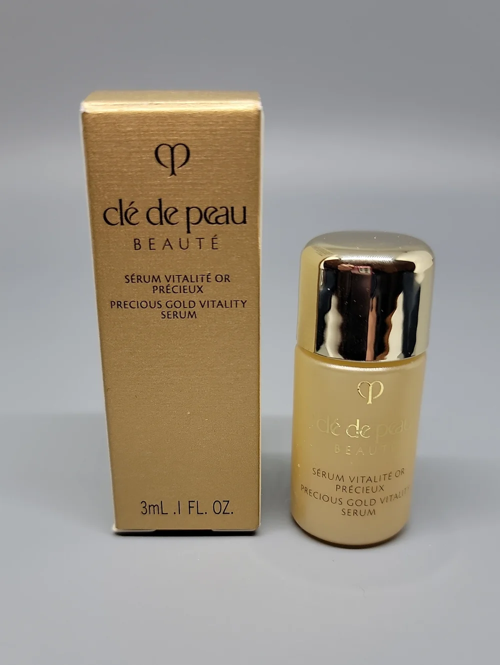 Cle De Peau 4 pc. Luxury Skincare Travel Size Samples -- Serum & Creams